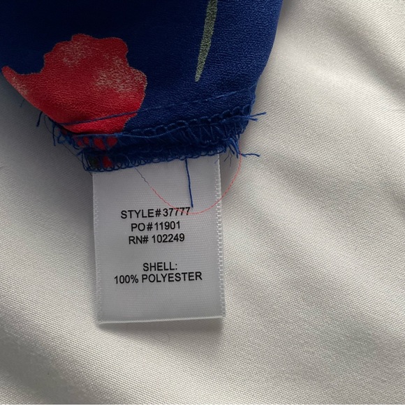 Skies are Blue top Floral size XL - Picture 6 of 9